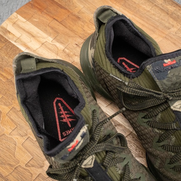 Nike LeBron 16 Low \